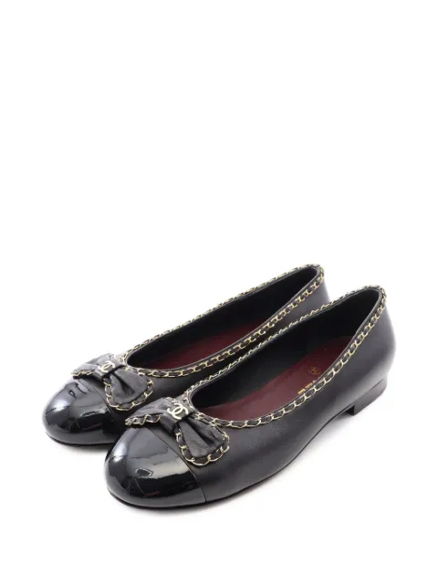 CHANEL Pre-Owned 1986-1988 bow-detail chain-trim ballet flats Black 1088222