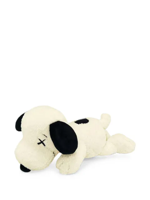 KAWS x Uniqlo x Peanuts Snoopy plush White KAWS202546