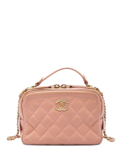 CHANEL Pre-Owned 2018-2019 Small CC Quilted Calfskin Top Handle Vanity Case with Chain satchel Pink XKBJ3TDAFGVQ3PAZ
