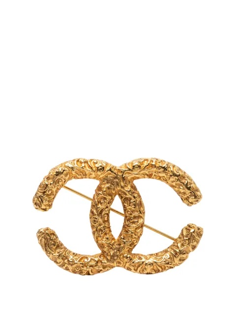 CHANEL Pre-Owned 1993 CC Gold Plated Baroque Embossed Brooch costume brooch Gold E5LXNA5A6FBH1JH3