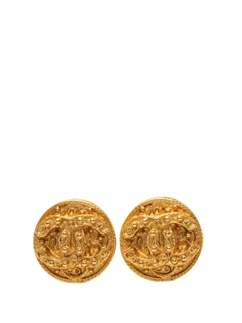 CHANEL Pre-Owned 1994 CC Gold Plated Round Clip On Earrings costume earrings Gold NVFFUVE2HA4NDKYQ