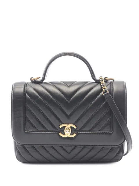 CHANEL Pre-Owned 2017-2018 Quilted Chevron Calfskin Top Handle Flap satchel Black 5BAO8QO8IPSHAW9F
