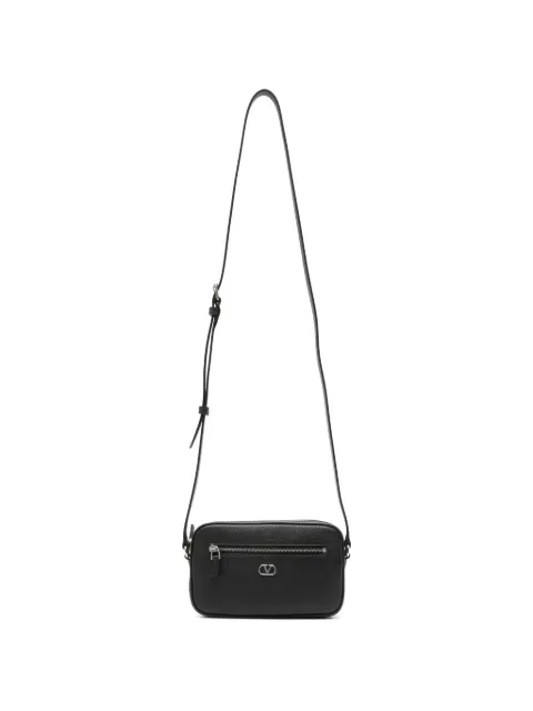 Valentino Garavani VLogo Signature leather shoulder bag Black YP0AW7UAG