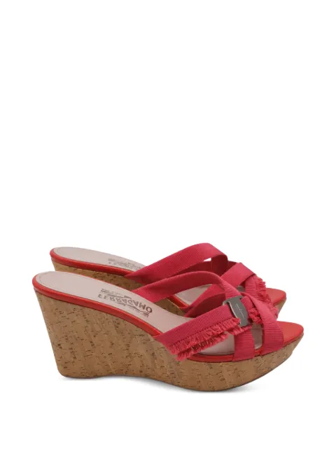 Ferragamo Pre-Owned Criss-Cross Ribbon sandals Pink GILTPUUSSH760152W
