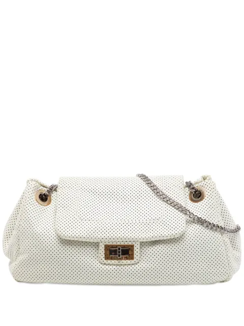 CHANEL Pre-Owned 2008-2009 Perforated Calfskin Reissue 2.55 East West Accordion Flap shoulder bag White MWRWVPWBFCDIGXZB