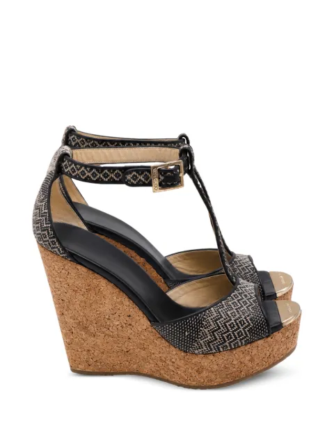 Jimmy Choo Pre-Owned 2010s Pela T-strap sandals Black GILTPUUSSH762872W
