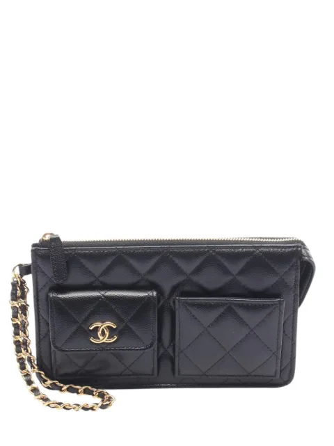 CHANEL Pre-Owned 2021-2026 Quilted Caviar Polly Pocket Wristlet Pouch clutch bag Black 3CY358RTTI36NFRS