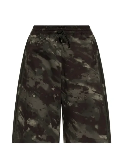 adidas camouflage-print logo-embroidered shorts Green KS9181
