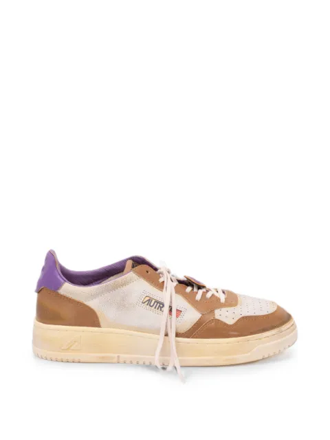 Autry Medalist distressed leather sneakers White AVLMHK01