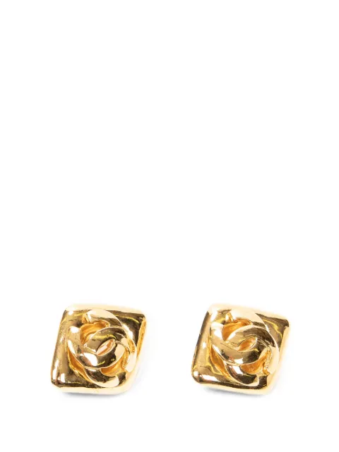 CHANEL Pre-Owned 1997 clip-on earrings Gold 97P