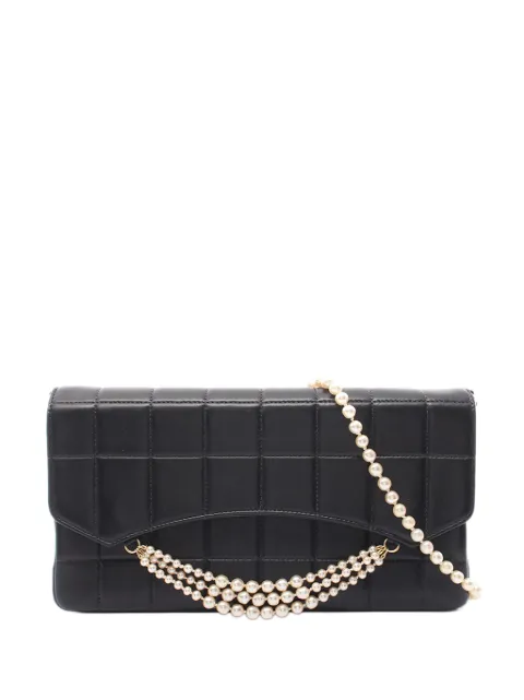 CHANEL Pre-Owned 2002-2003 Chocolate Bar Lambskin Pearl Chain Flap shoulder bag Black 2NV8K0YO86SV55SQ