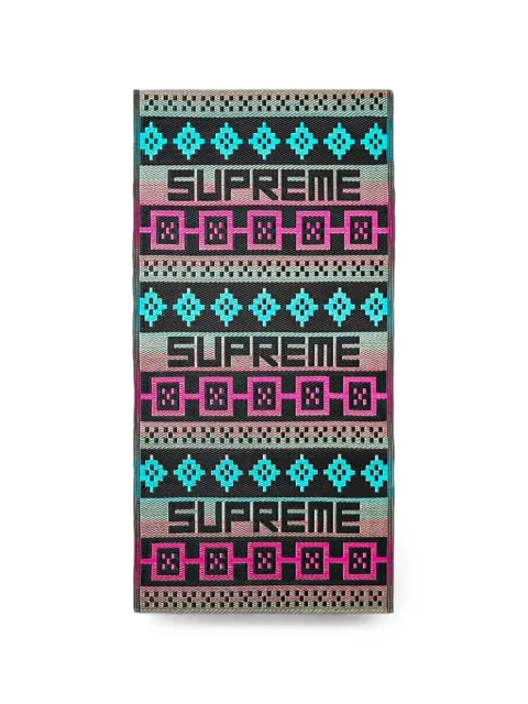 Supreme Sosenap geometric-pattern mat Black SU28003