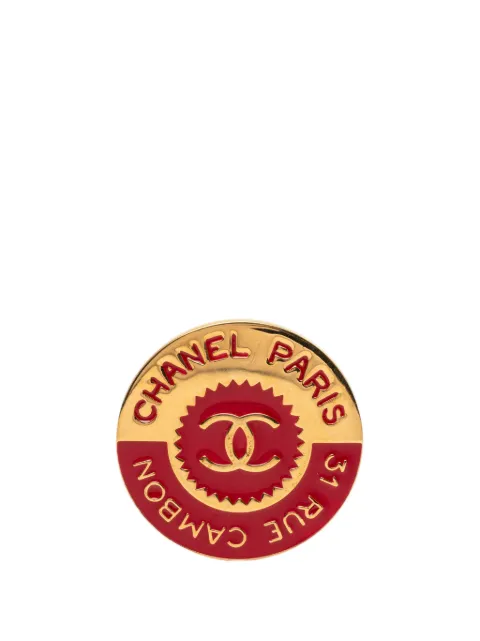 CHANEL Pre-Owned 1950-1970 CC Gold Plated Enamel Round Pin Brooch costume brooch Gold K1VL8PFEWAIPUWAA