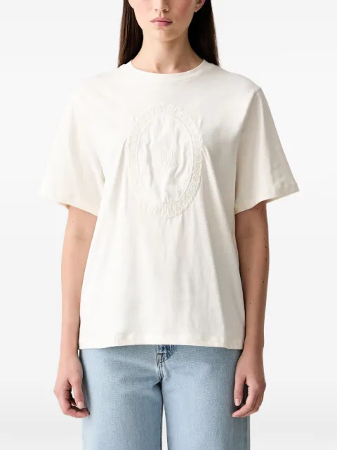 Stine Goya broderie-anglaise logo-patch T-shirt Neutrals SGT009
