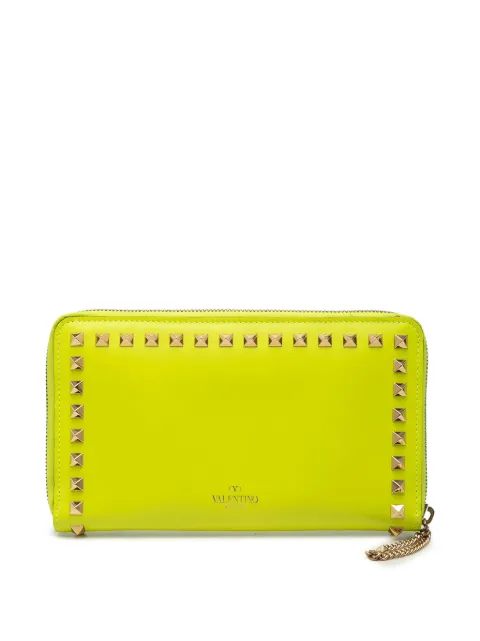 Valentino Garavani Pre-Owned 2018-2026 Leather Rockstud Zip Around Wallet long wallets Yellow YRX0SI5ON4QWX03T