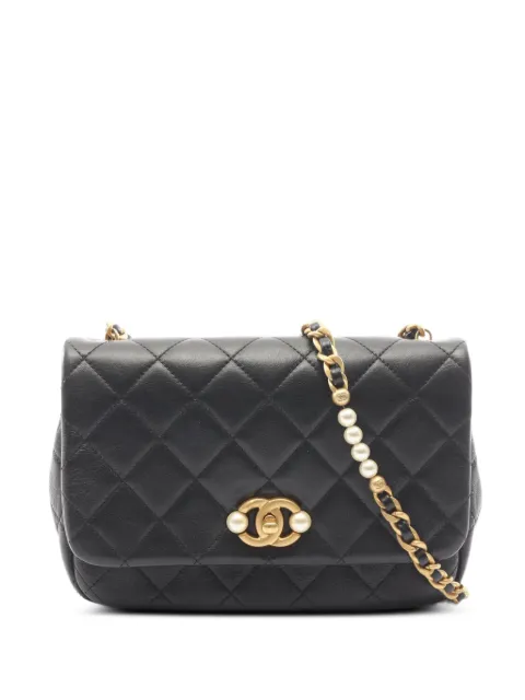 CHANEL Pre-Owned matelassé chain shoulder bag Black 1087610HX130747