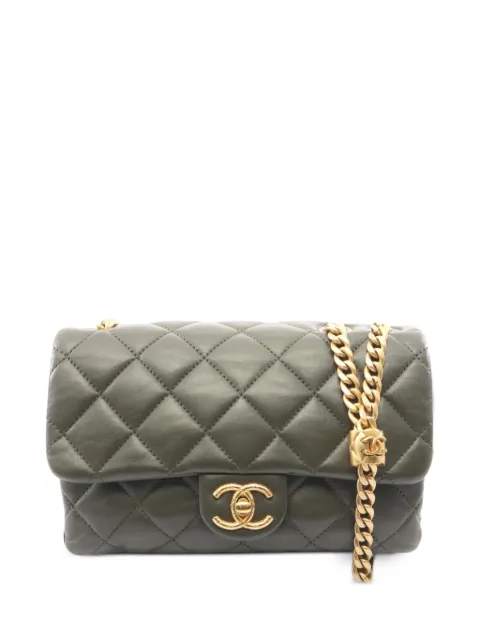 CHANEL Pre-Owned Matelassé chain shoulder bag Green 1087611N4LC3512