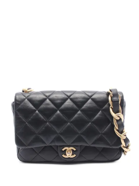 CHANEL Pre-Owned Matelassé shoulder bag Black 1089718X4GX00E5