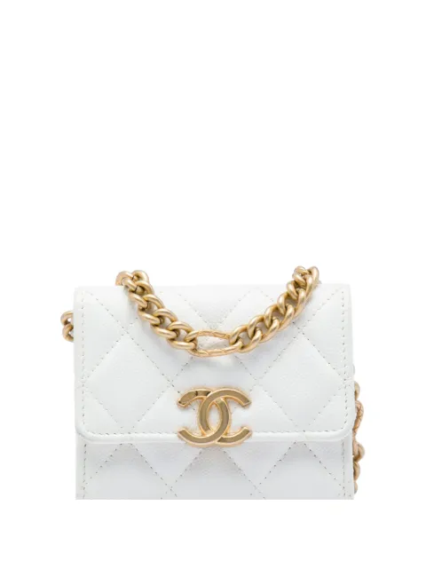 CHANEL Pre-Owned 2021 Quilted Caviar Card Holder on Chain crossbody bag White G6DEOI2CJJPAHF50