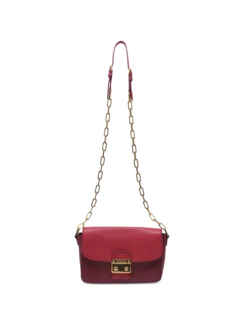 Miu Miu Pre-Owned chain crossbody bag Red GILTPUUSBA746271W