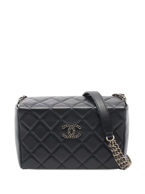 CHANEL Pre-Owned 2021-2026 CC Quilted Lambskin Box Chain crossbody bag Black SP8KAGSDDYFIHSV7