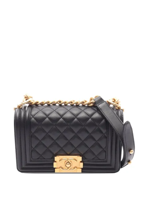 CHANEL Pre-Owned 2021-2026 Small Quilted Lambskin Boy Flap crossbody bag Black DXQBTHY4RFCU6811