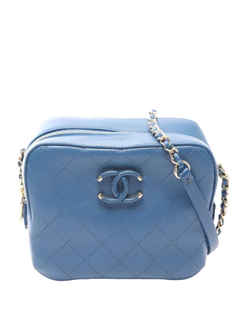 CHANEL Pre-Owned 2019 CC Stitched Calfskin Enamel Camera Bag crossbody bag Blue A0ZXU0FH9D2HHD9H