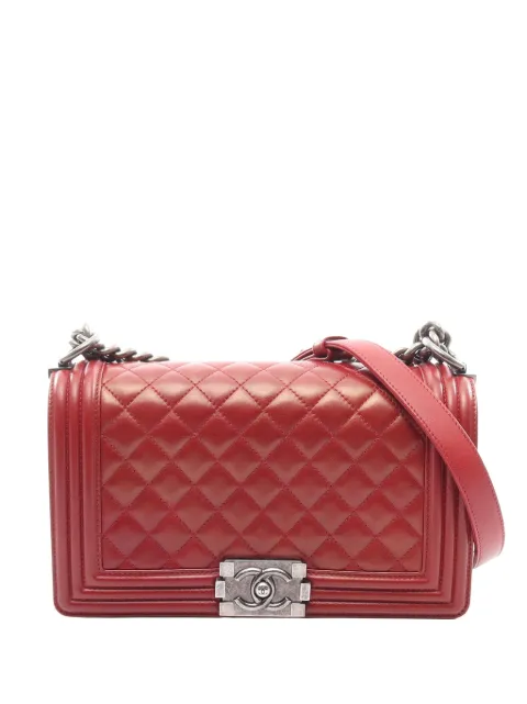 CHANEL Pre-Owned 2013-2014 Old Medium Quilted Lambskin Boy Flap crossbody bag Red 0ZNSZM6Y8Y13GXQ0
