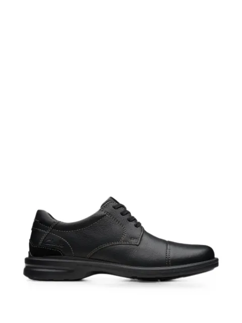 Clarks Originals Gessler Cap Oxford shoes Black 26179429