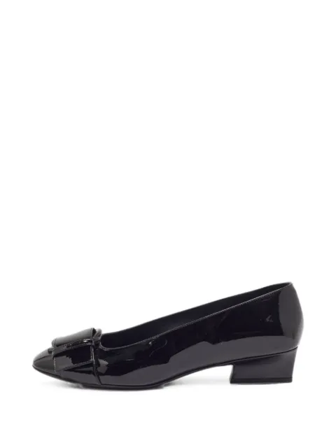 Ferragamo Pre-Owned Bessie pumps Black 1380939