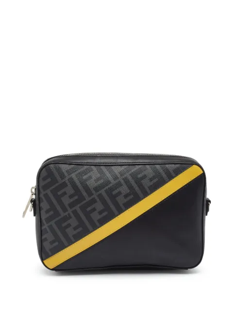 Fendi Pre-Owned 2022 FF Camera clutch bag Black 1379092