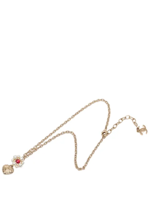 CHANEL Pre-Owned 2021 CC Gold Plated Faux Pearl Flower and Strass Heart Pendant Necklace costume necklace Gold 67Q7BZ23GWGN0UP6