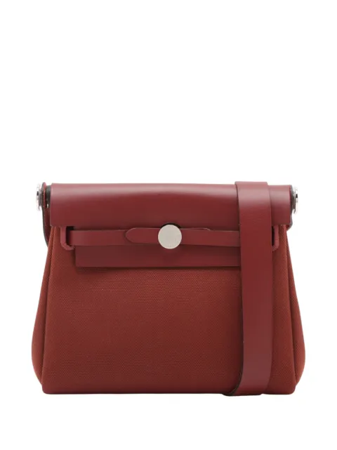 Hermès Pre-Owned 2025 Military Toile and Vache Hunter Herbag Zip 20 crossbody bag Red GKC322TXU2VAUW2S