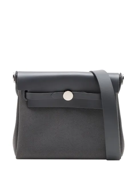 Hermès Pre-Owned 2025 Military Toile and Vache Hunter Herbag Zip 20 crossbody bag Grey N26E8X9UNHSSRV4L
