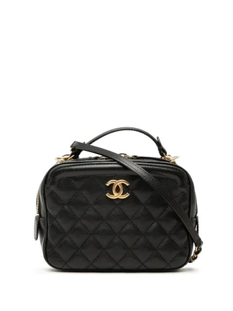 CHANEL Pre-Owned 2018-2019 Small CC Quilted Lambskin Top Handle Vanity Case with Chain satchel Black OYITJJR0WA6MZHIL