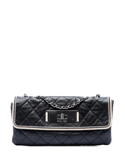 CHANEL Pre-Owned 2008-2009 Quilted Lambskin East West Mademoiselle Flap shoulder bag Black QOUIHBSN2D8JBBZ9