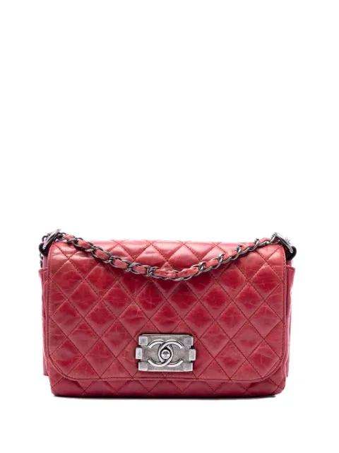 CHANEL Pre-Owned 2012 Quilted Glazed Calfskin Soft Boy Flap shoulder bag Red DKP11MSRYZZZ3NPD