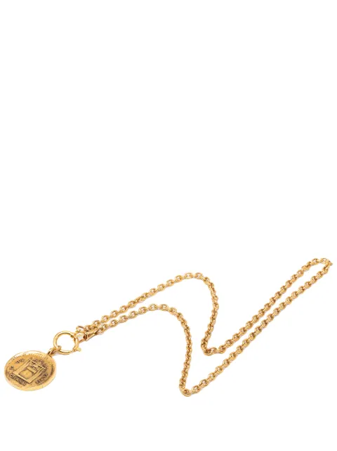 CHANEL Pre-Owned 1970-1980 Gold Plated 31 Rue Cambon Medallion Pendant Necklace costume necklace Gold DBVUUVN9KVXLT0PS