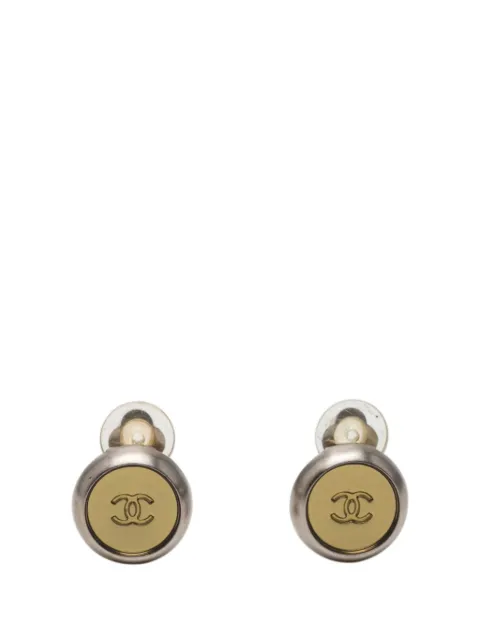 CHANEL Pre-Owned 1998 CC Brass and Gold Plated Disc Clip On Earrings costume earrings Gold AVQ6V0INZ2FEGMZM