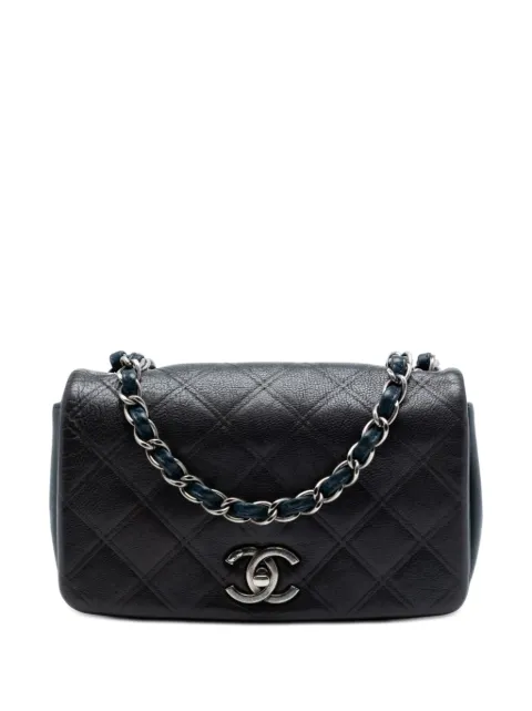 CHANEL Pre-Owned 2013-2014 Small Diamond Embossed Calfskin New Chic Flap shoulder bag Grey NW801K76RD22RCRC
