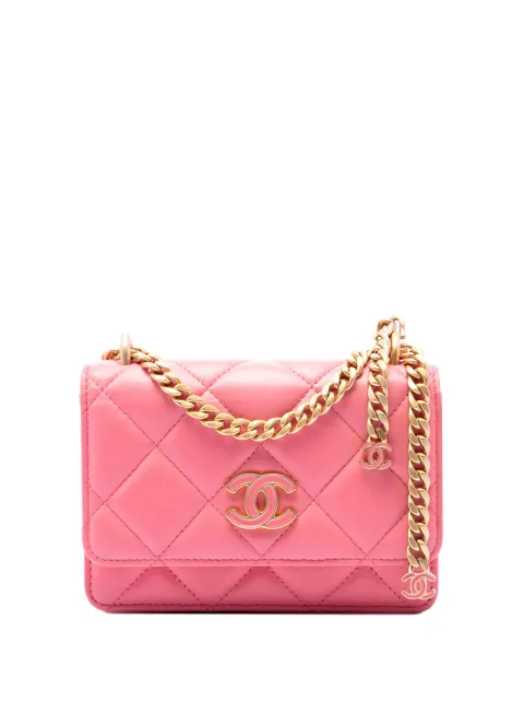 CHANEL Pre-Owned 2021 Mini Quilted Lambskin Pending CC Wallet On Chain crossbody bag Pink LCTCLQQHN1UZ0SDR