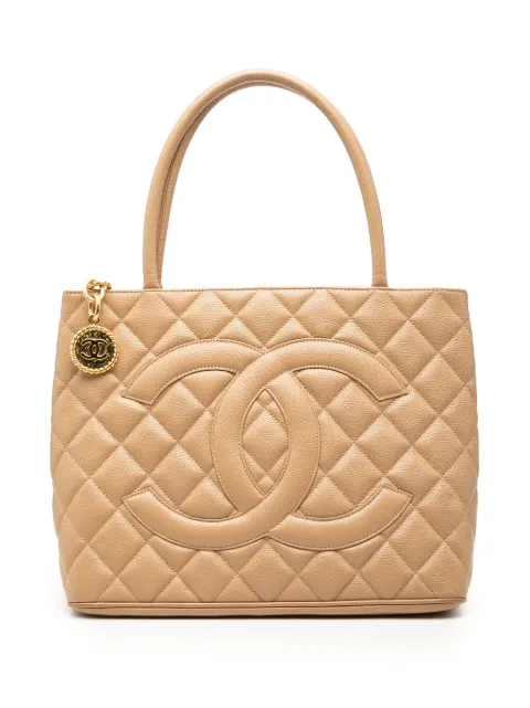 CHANEL Pre-Owned 2002-2003 Caviar Medallion tote bag Neutrals SDOTSF0DR1RJRD62