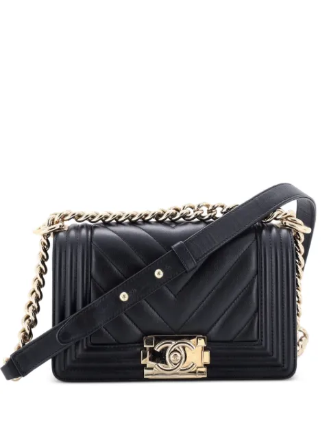CHANEL Pre-Owned Boy Flap Bag Chevron Calfskin Small crossbody bag Black E2PO08CU11XZBVCD