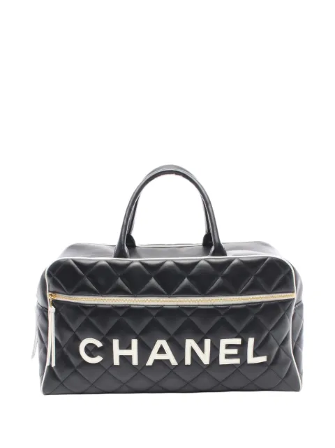 CHANEL Pre-Owned 1994-1996 Quilted Calfskin Logo Bowler Weekend Bag travel bag Black WQJL8MZW5X91O2P3