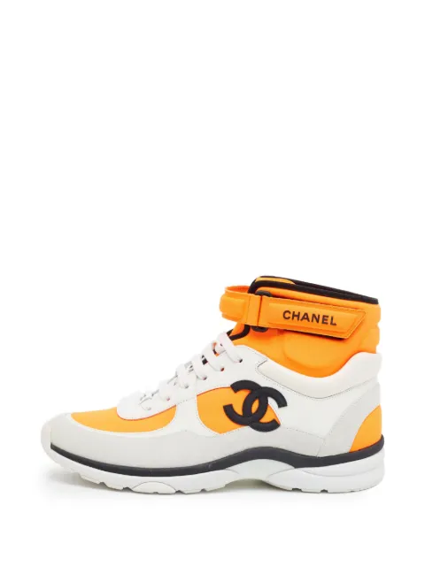 CHANEL Pre-Owned CC high-top sneakers Orange 1374818