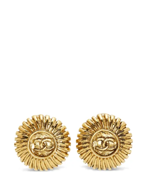 CHANEL Pre-Owned 1993 CC medallion earrings Gold 1369548