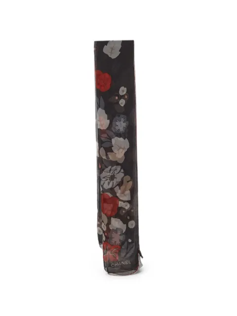 CHANEL Pre-Owned floral-print silk scarf Black 1370286