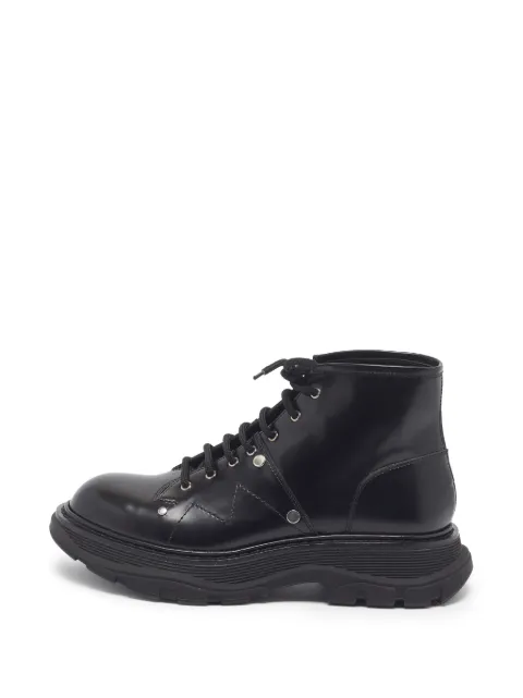 Alexander McQueen Pre-Owned Tread combat boots Black 1372544