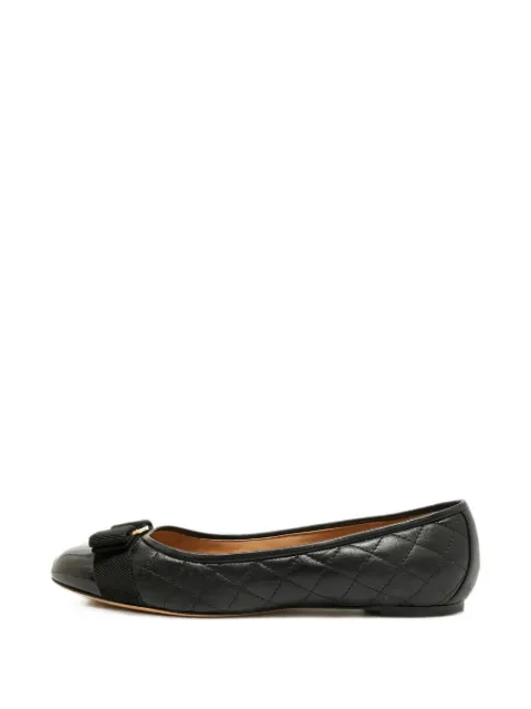 Ferragamo Pre-Owned Varina quilted ballet flats Black 1371411