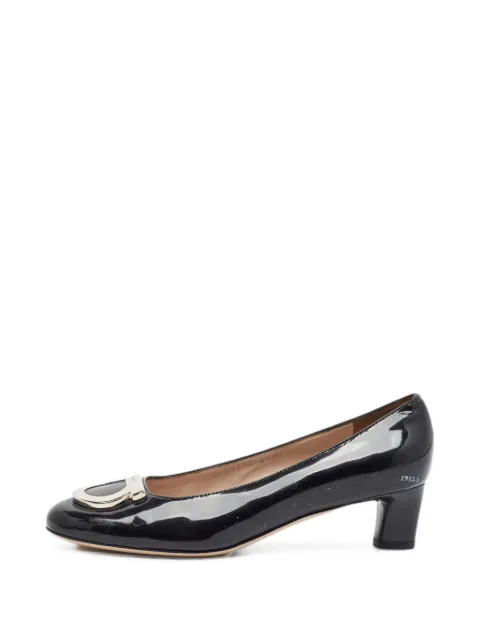 Ferragamo Pre-Owned Ena buckle pumps Black 1375380